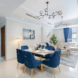  Apartment Dunya Tower Luxury And 2 Min Walk To Mall And Burj Khalifa In Heart Of Downtown